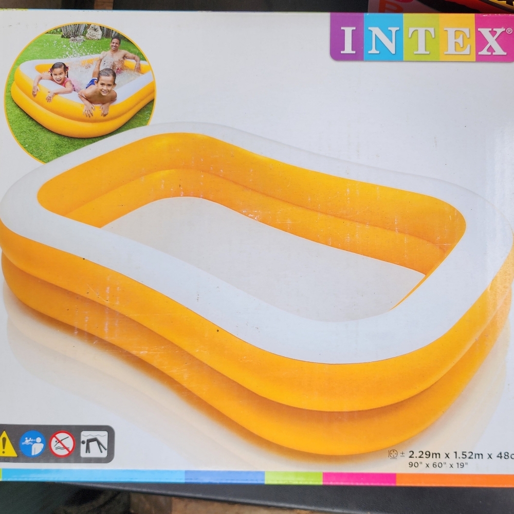 New Intex Mandarin Pool - 90" x 60" x 19"
